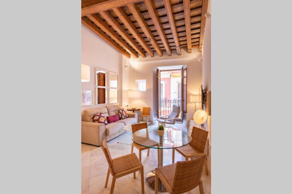 Hernando Colon Deluxe Suite by Valcambre Sevilla Exterior foto