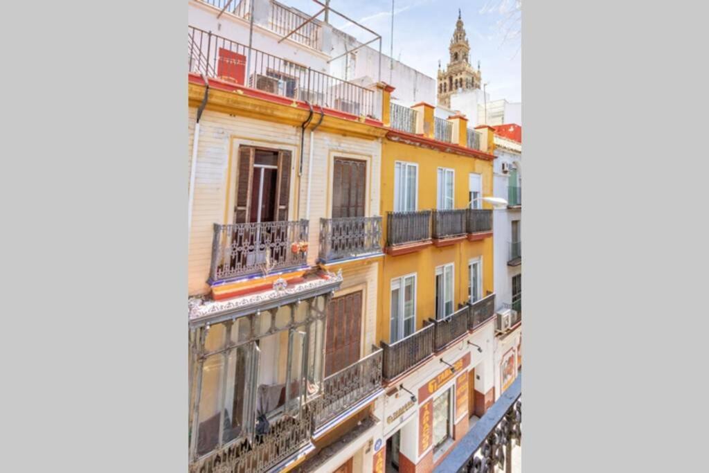 Hernando Colon Deluxe Suite by Valcambre Sevilla Exterior foto